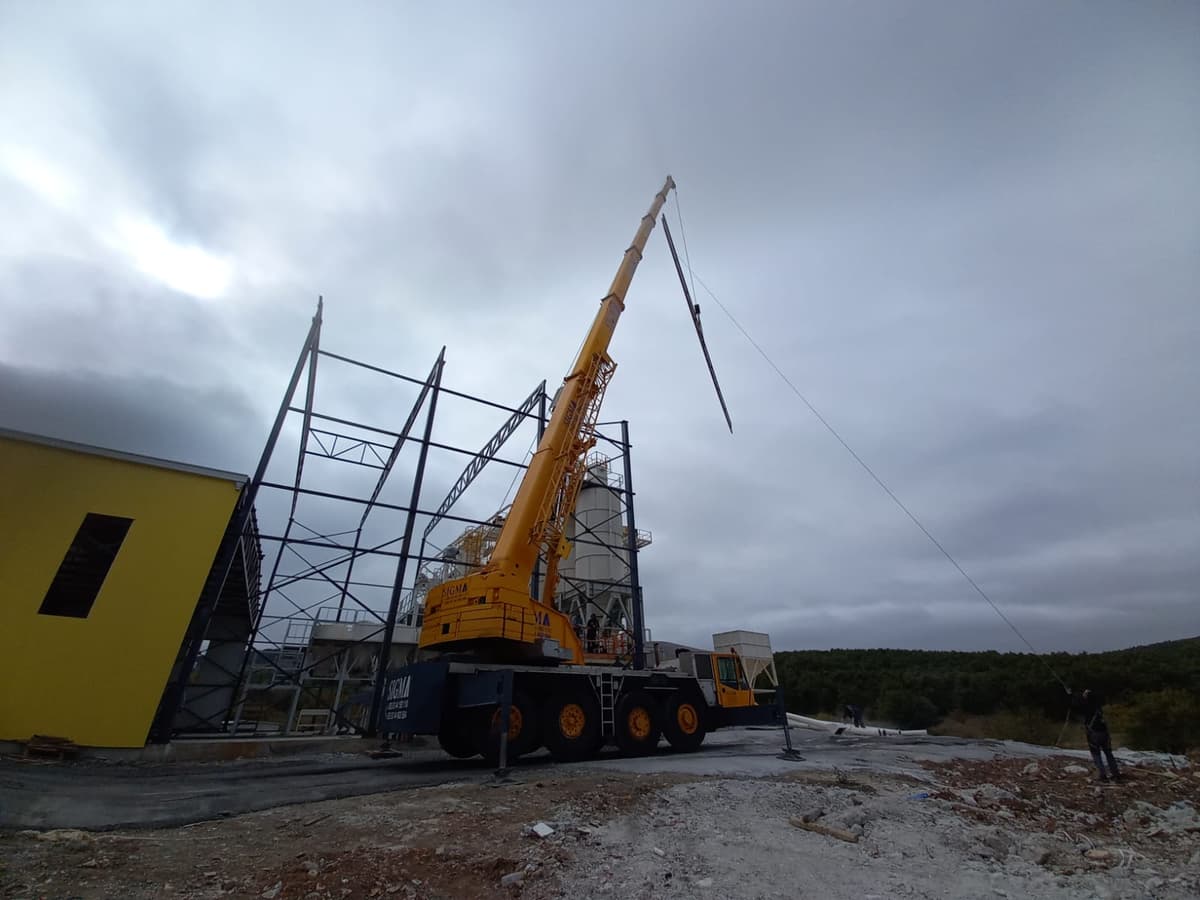 Eu Fix Komoran — Metal construction project 39