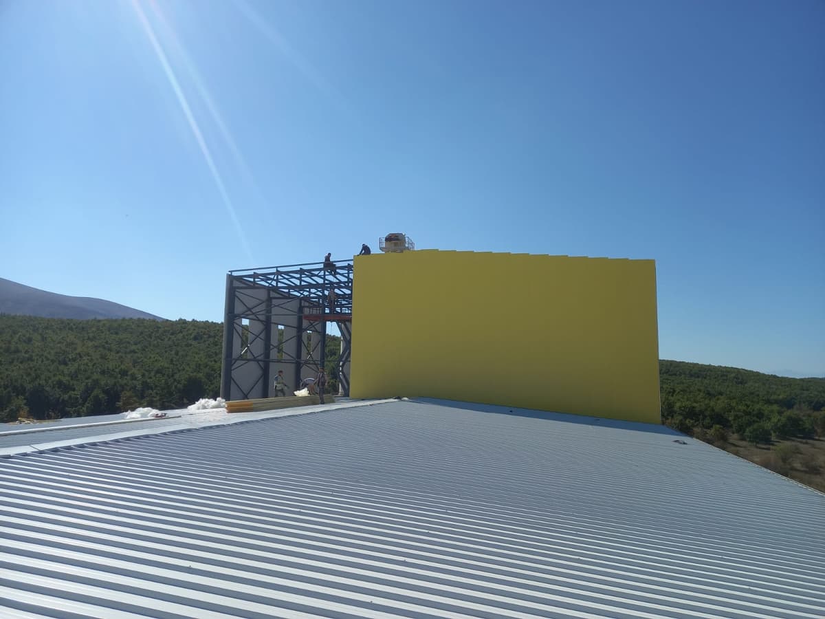 Eu Fix Komoran — Metal construction project 45