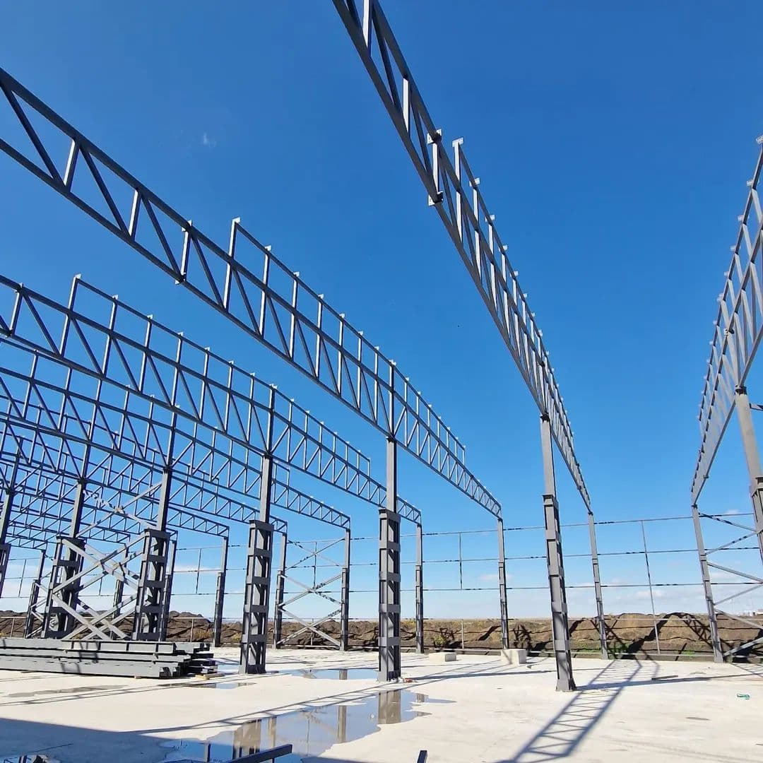 Fabrika E Tubave Et Com — Metal construction project 52