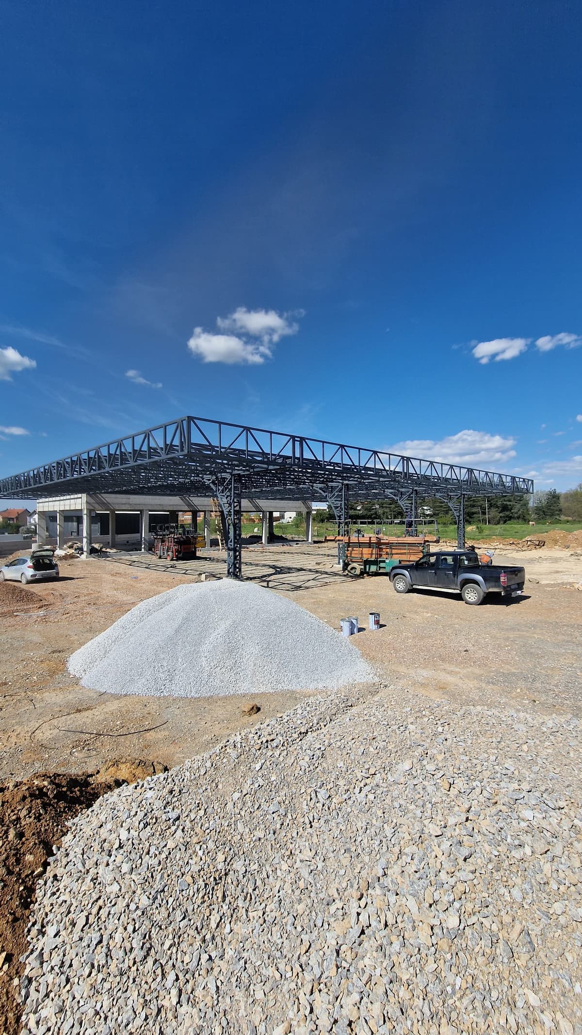 Lala Petrol — Metal construction project 65