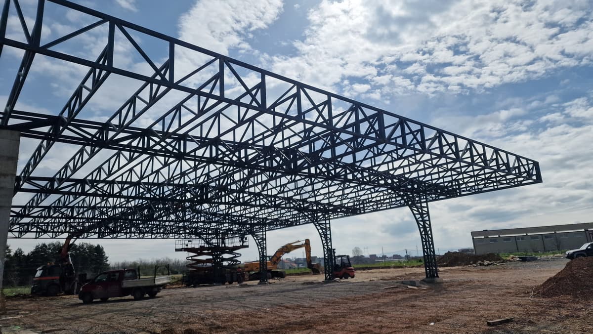 Lala Petrol — Metal construction project 71