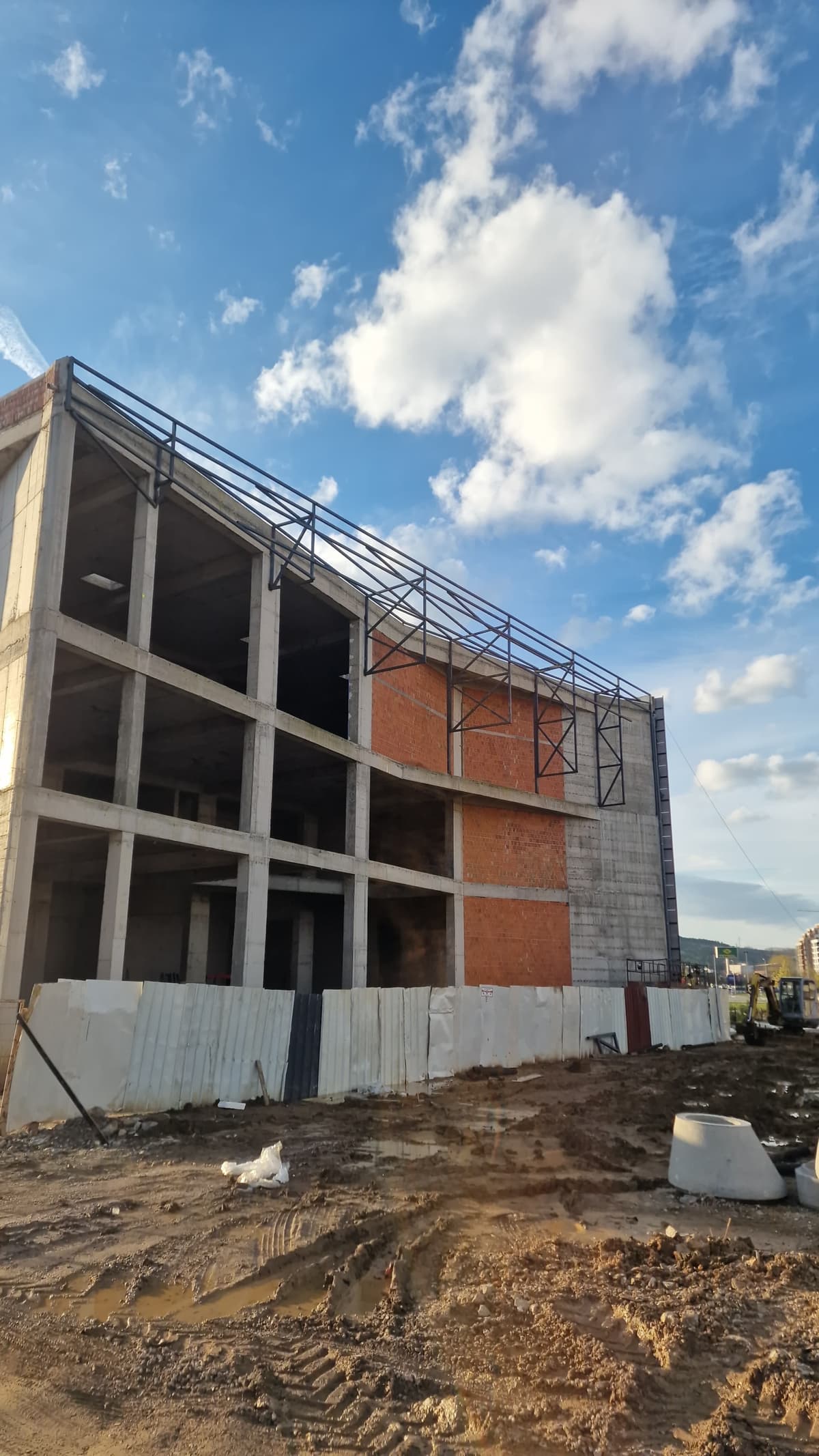 Qendra Multifunksionale Ferizaj — Metal construction project 98
