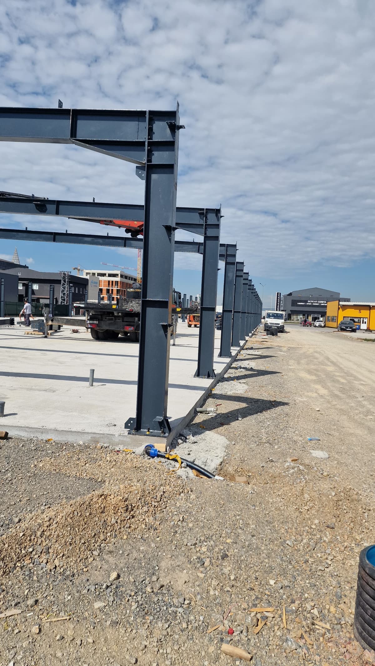 Unimix — Metal construction project 167